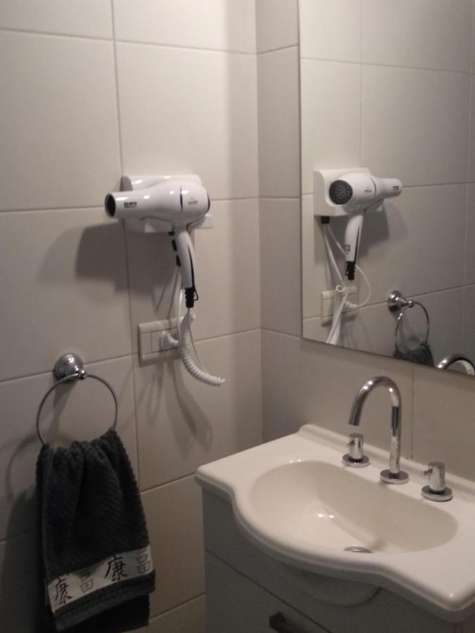 Apart 1013 Con Piscina Gimnasio Laundry Y Seguridad 24 Hs Buenos Aires Luaran gambar